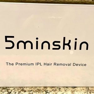 5 minute Skin at home hair removal system. Brand new in the box never opened.